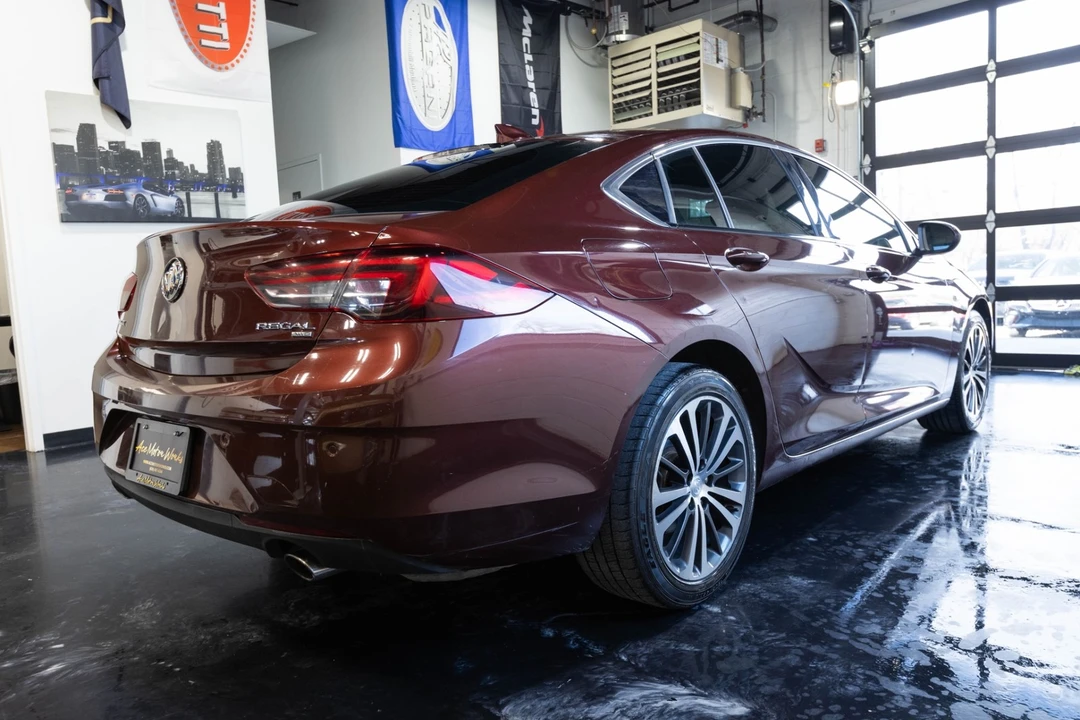 2018 Buick Regal - Image 12 of 21