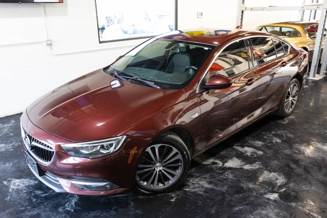 2018 Buick Regal - Image 2 of 21