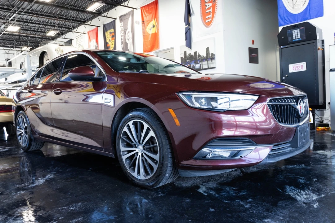 2018 Buick Regal - Image 18 of 21
