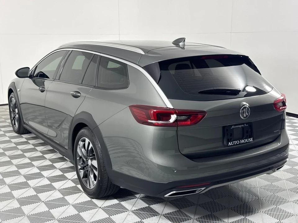 2018 Buick Regal - Image 7 of 12