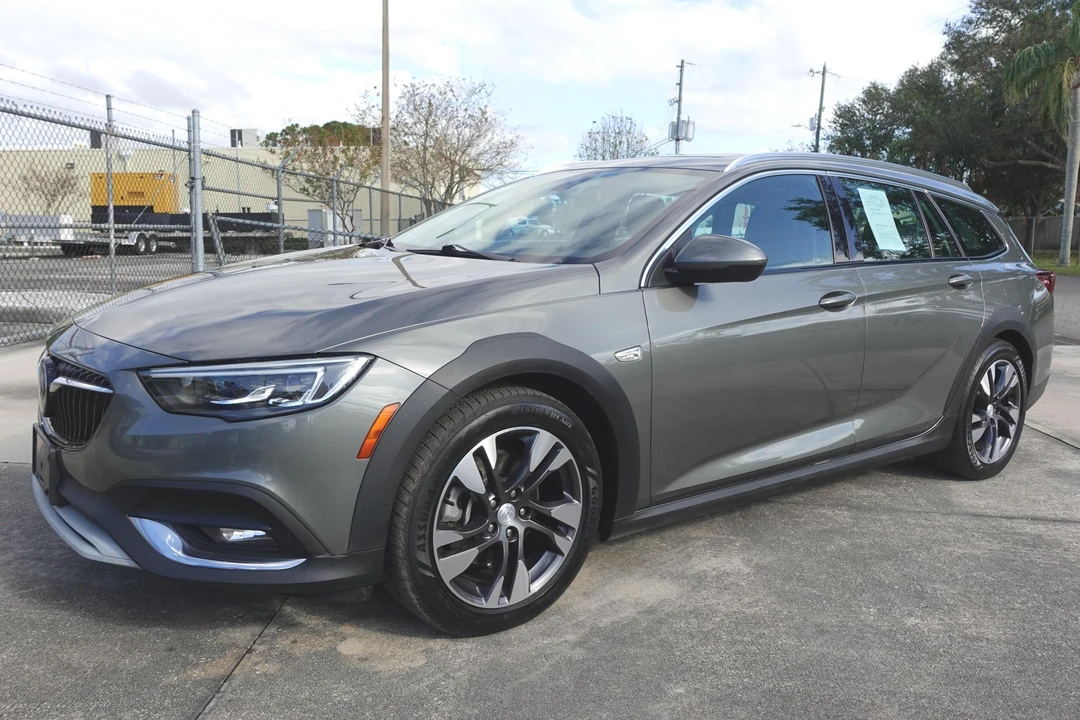2018 Buick Regal - Image 6 of 31