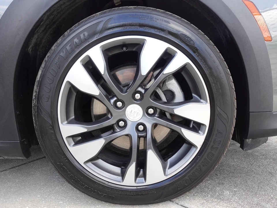 2018 Buick Regal - Image 24 of 31