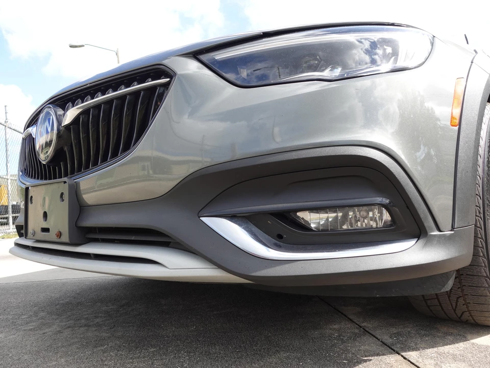 2018 Buick Regal - Image 10 of 31
