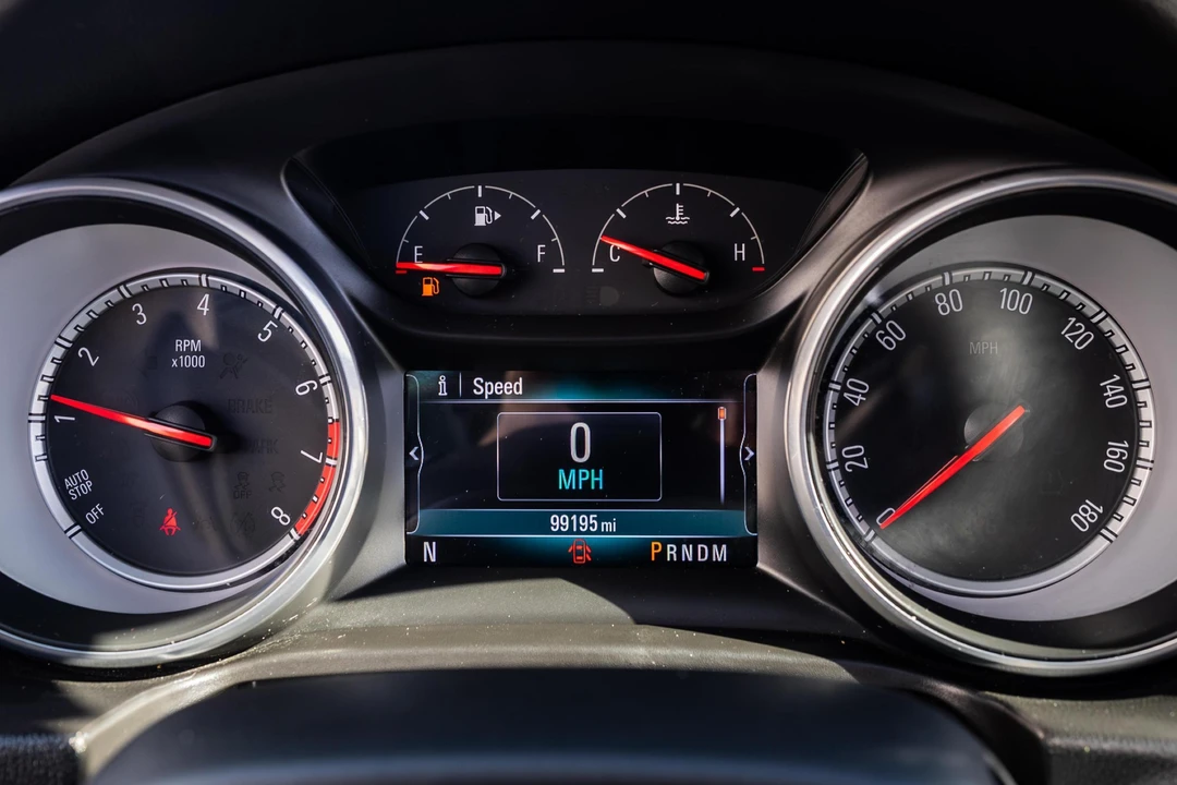 2018 Buick Regal - Image 27 of 31