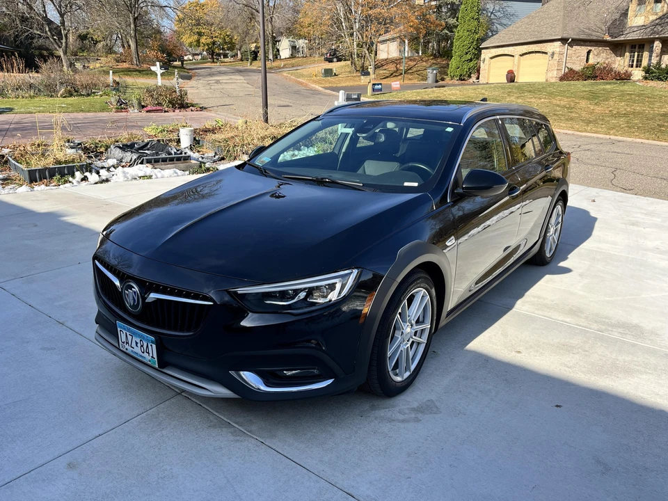 2018 Buick Regal - Image 11 of 31