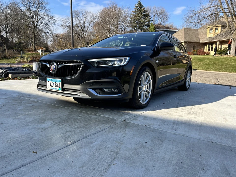 2018 Buick Regal - Image 8 of 31