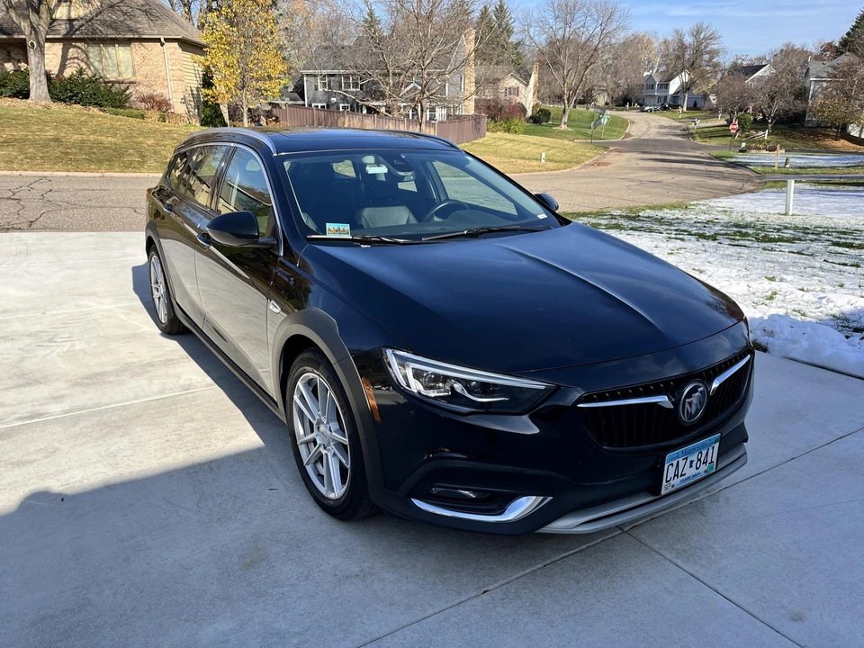 2018 Buick Regal - Image 3 of 31