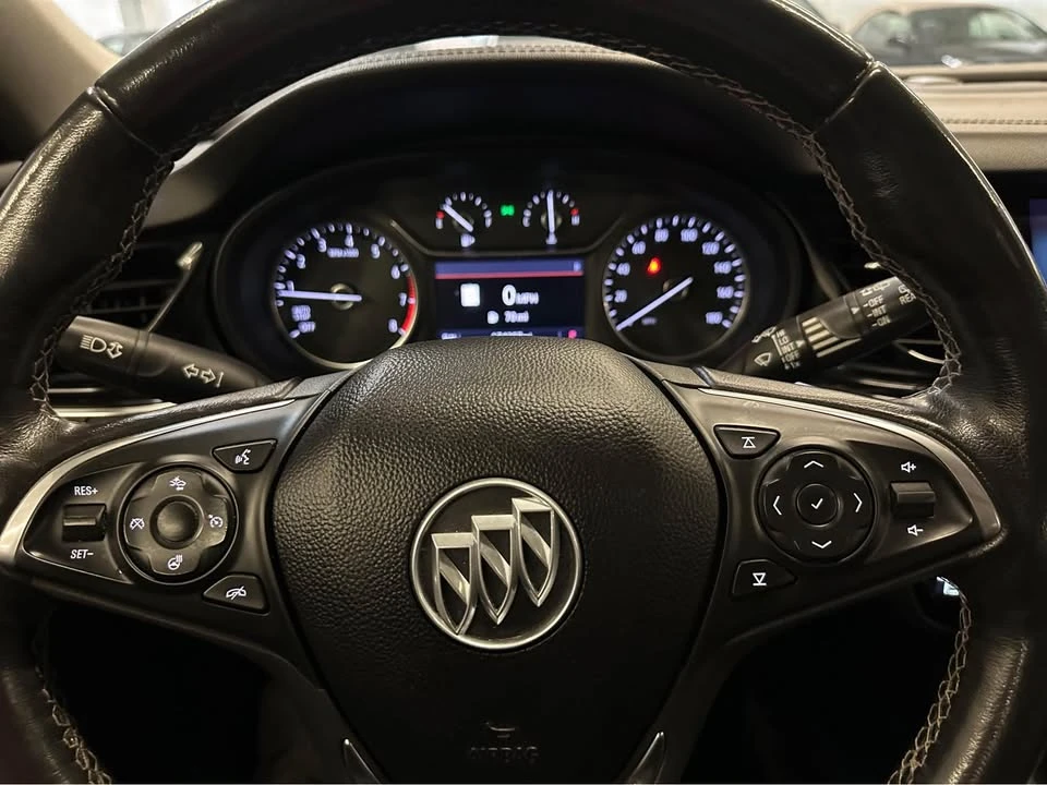 2018 Buick Regal - Image 11 of 20