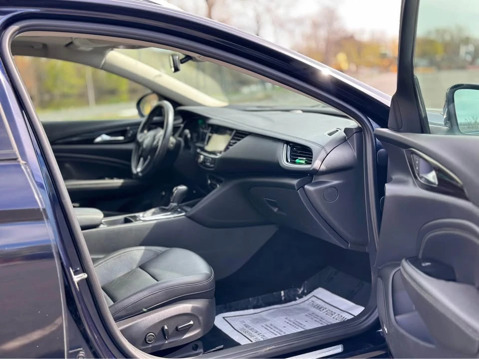 2018 Buick Regal - Image 17 of 20