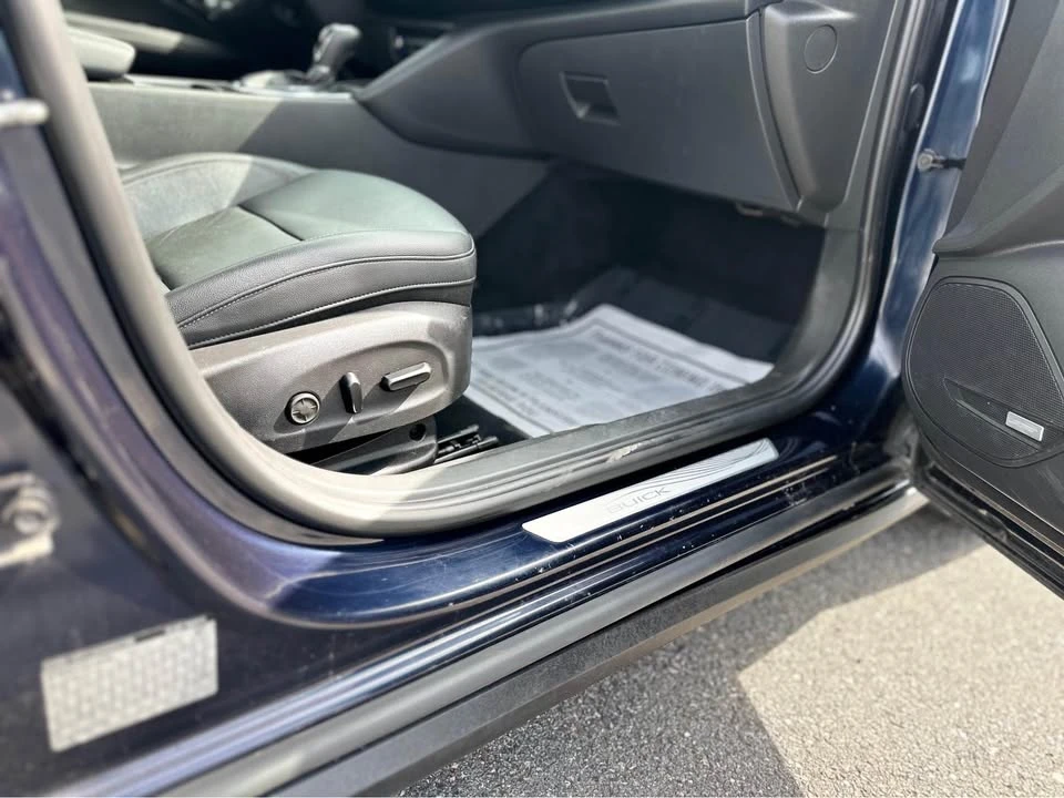 2018 Buick Regal - Image 12 of 20