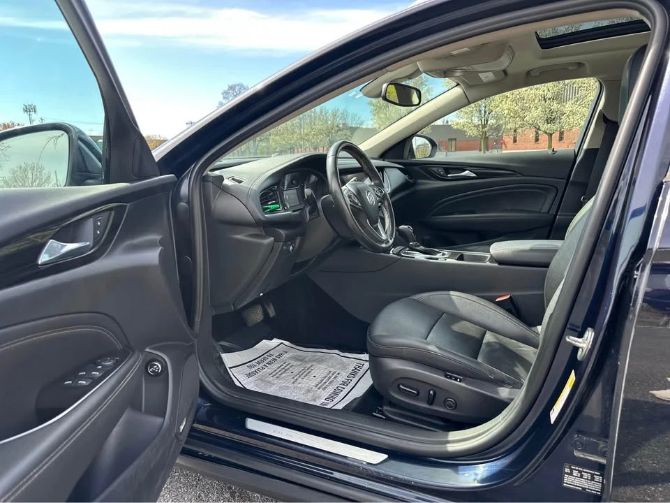 2018 Buick Regal - Image 13 of 20