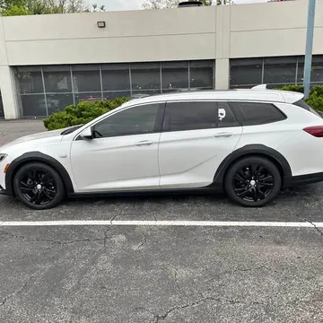2018 Buick Regal TourX Essence