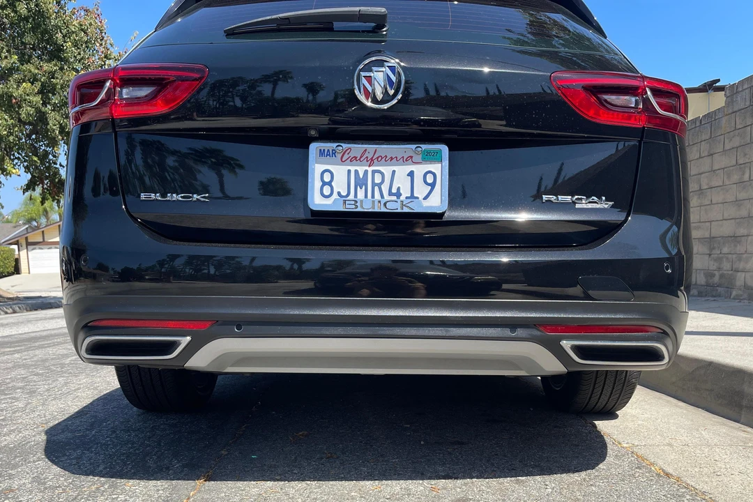 2018 Buick Regal - Image 27 of 31