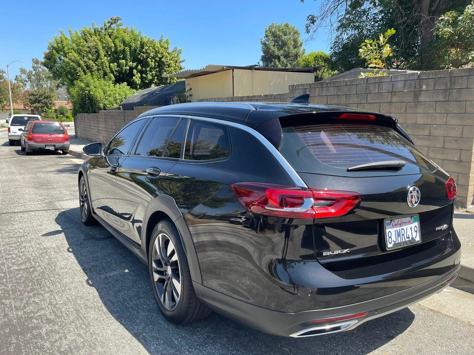 2018 Buick Regal - Image 9 of 31