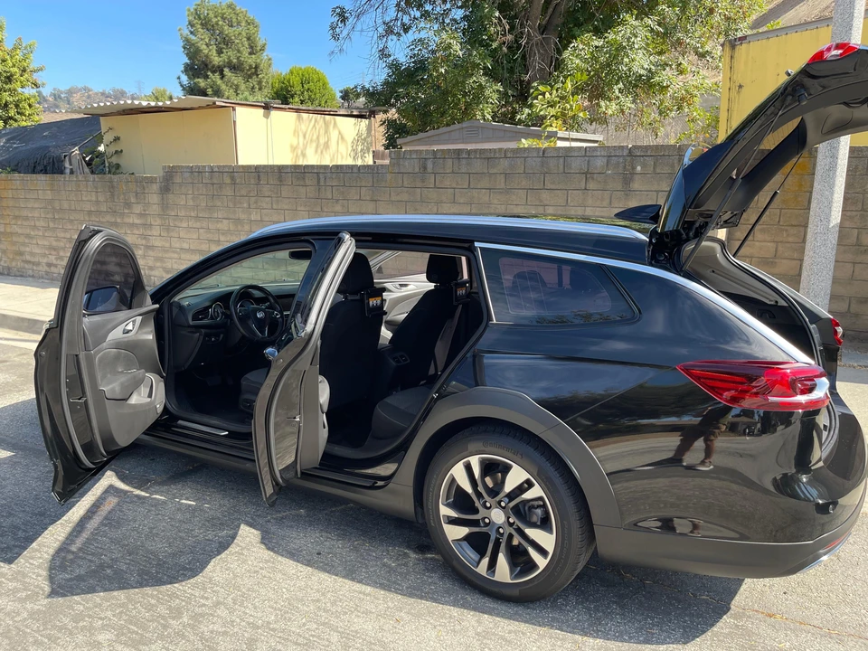 2018 Buick Regal - Image 8 of 31