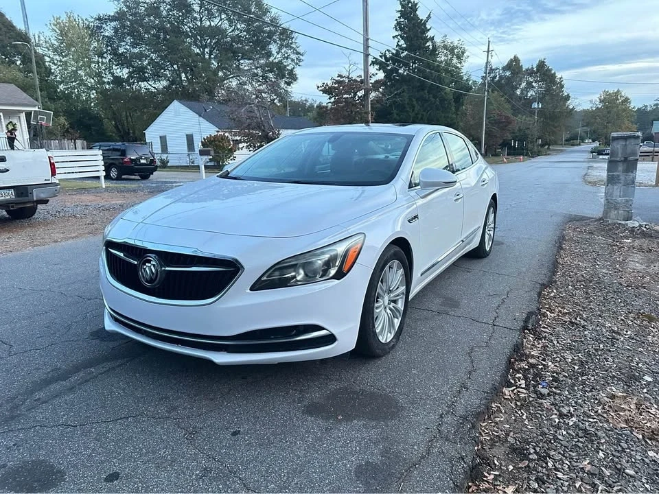 2018 Buick LaCrosse - Image 2 of 13