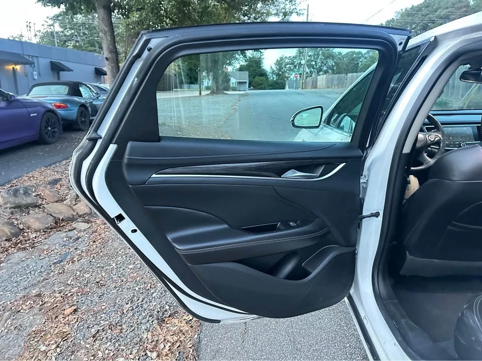 2018 Buick LaCrosse - Image 11 of 13