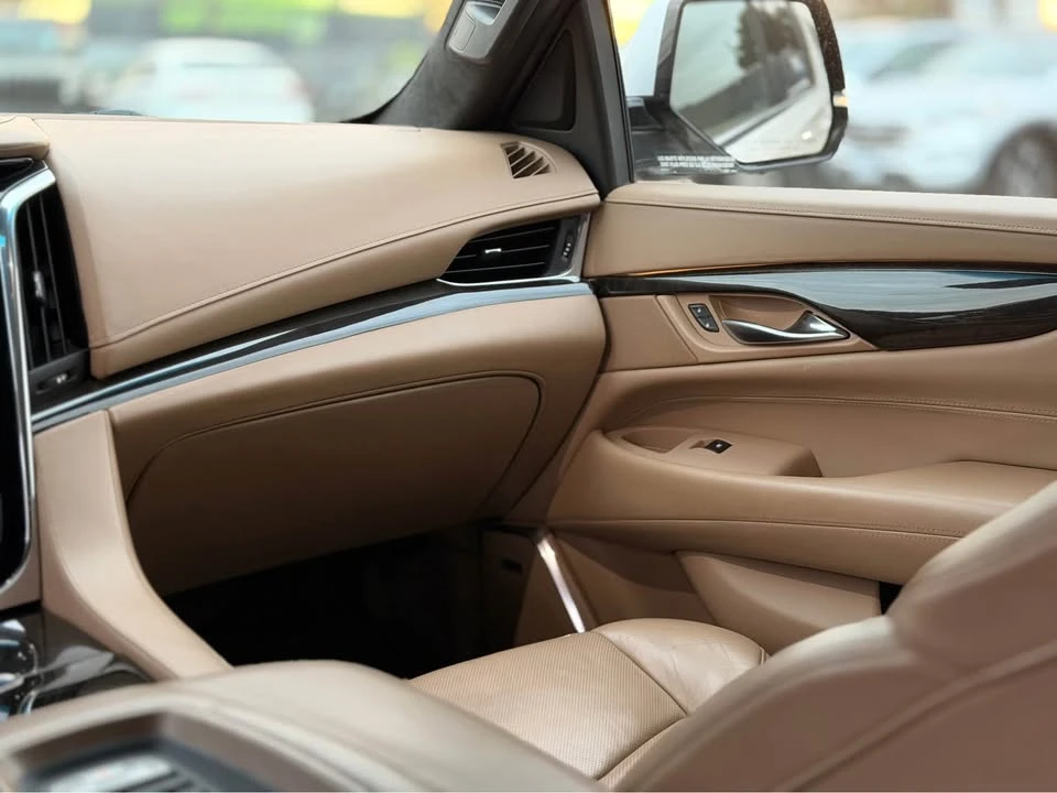 2018 Cadillac Escalade 4th Gen - Image 13 of 20
