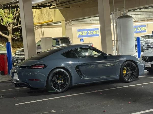 2018 Porsche 718 Cayman - Image 14 of 20