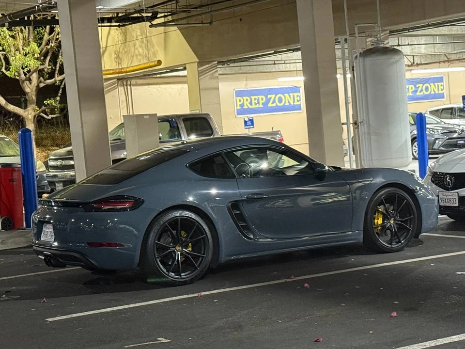 2018 Porsche 718 Cayman - Image 14 of 20