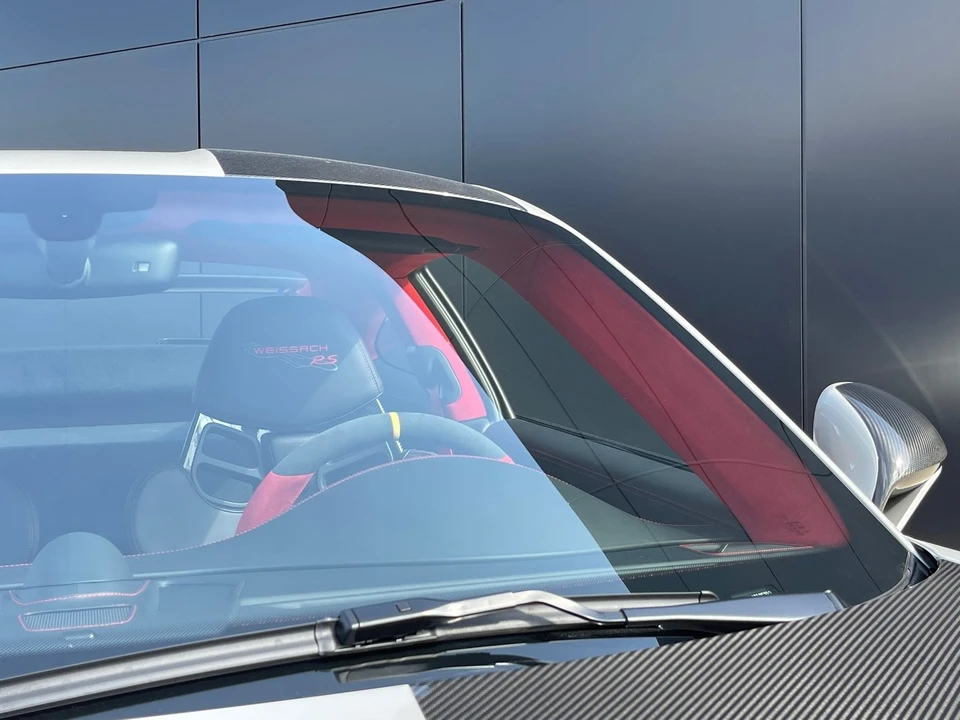 2018 Porsche 991 GT2 RS - Image 9 of 13