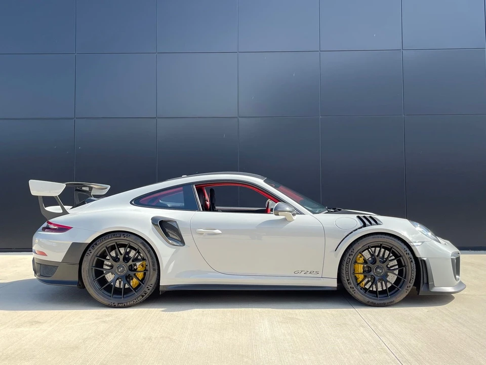 2018 Porsche 991 GT2 RS - Image 4 of 13