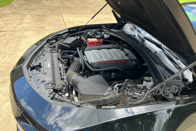 2018 Chevrolet Camaro SS 6th Gen - Image 2 of 18