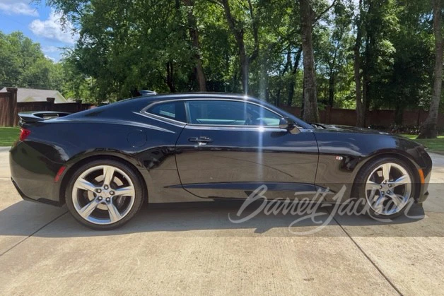 2018 Chevrolet Camaro SS 6th Gen - Image 5 of 18