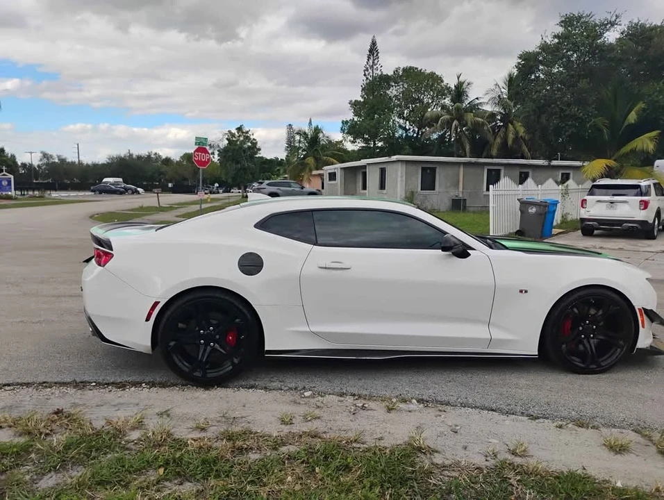 2018 Chevrolet Camaro SS 6th Gen - Image 3 of 10