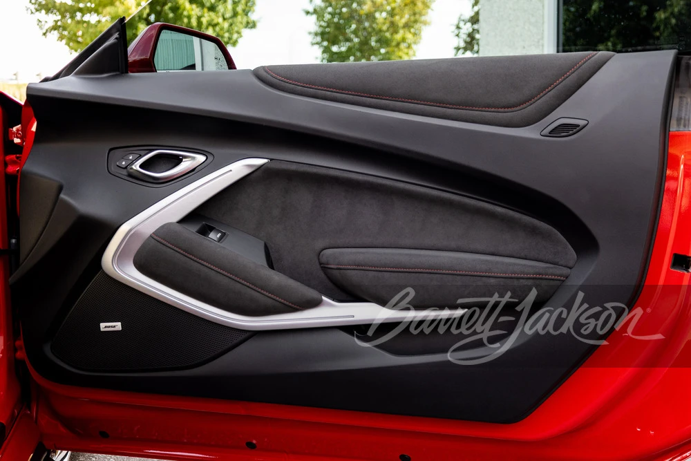 2018 Chevrolet Camaro ZL1 6th Gen - Image 7 of 31