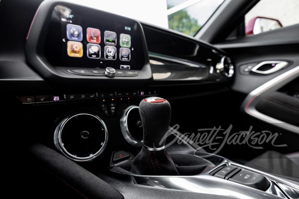 2018 Chevrolet Camaro ZL1 6th Gen - Image 19 of 31