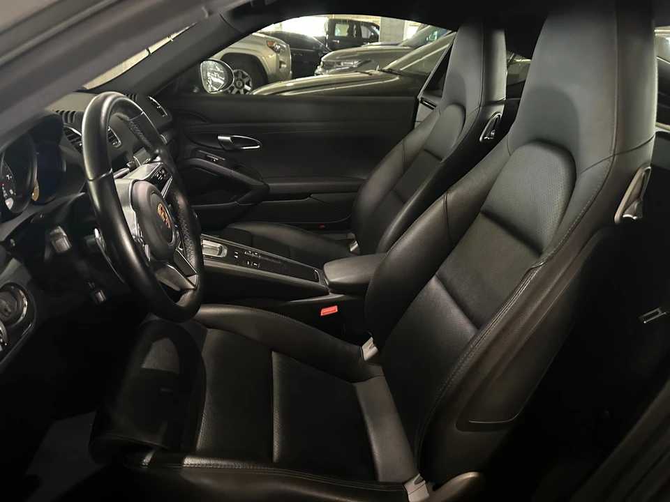2018 Porsche 718 Cayman - Image 9 of 10