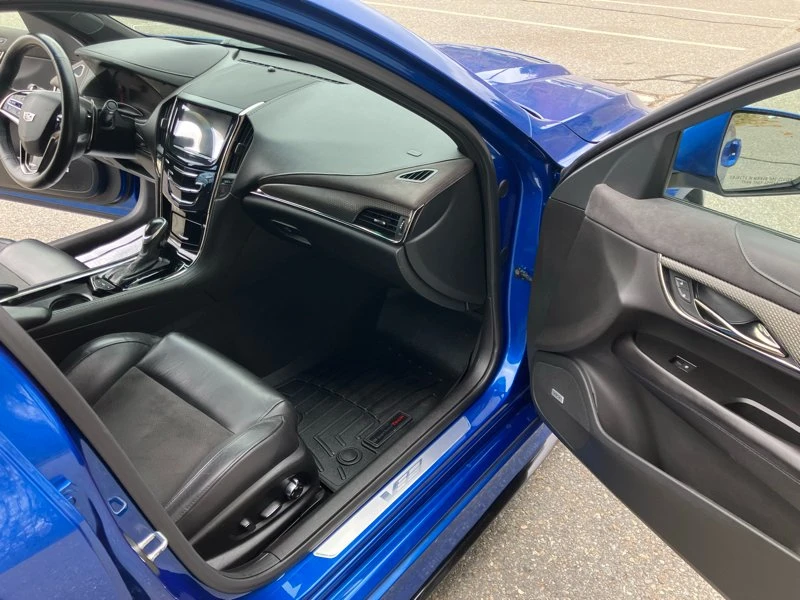 2018 Cadillac ATS-V - Image 11 of 17