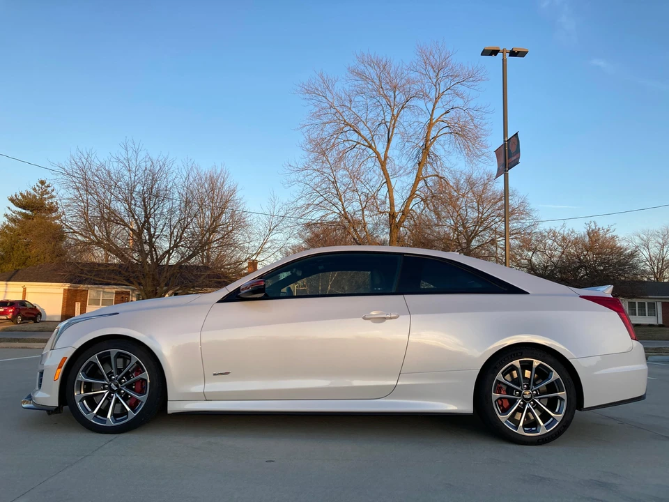 2018 Cadillac ATS-V - Image 15 of 31