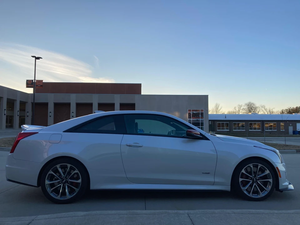 2018 Cadillac ATS-V - Image 26 of 31