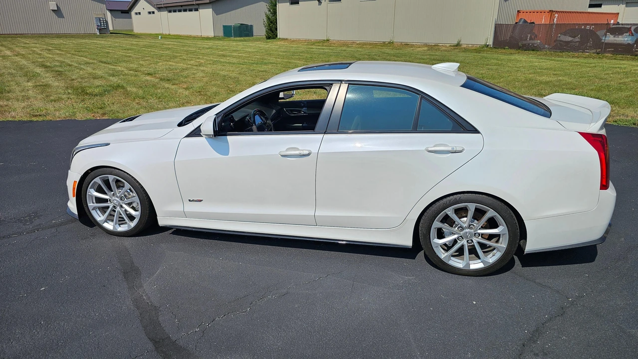 2018 Cadillac ATS-V - Image 14 of 31
