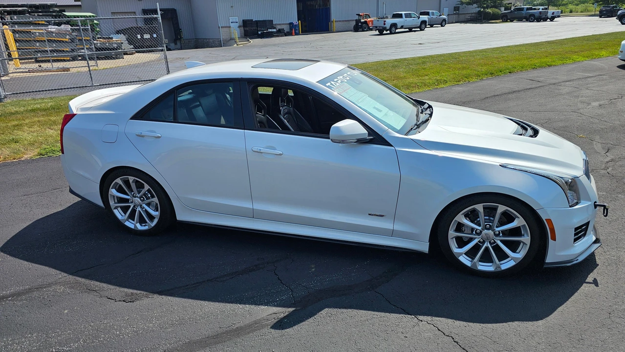 2018 Cadillac ATS-V - Image 24 of 31