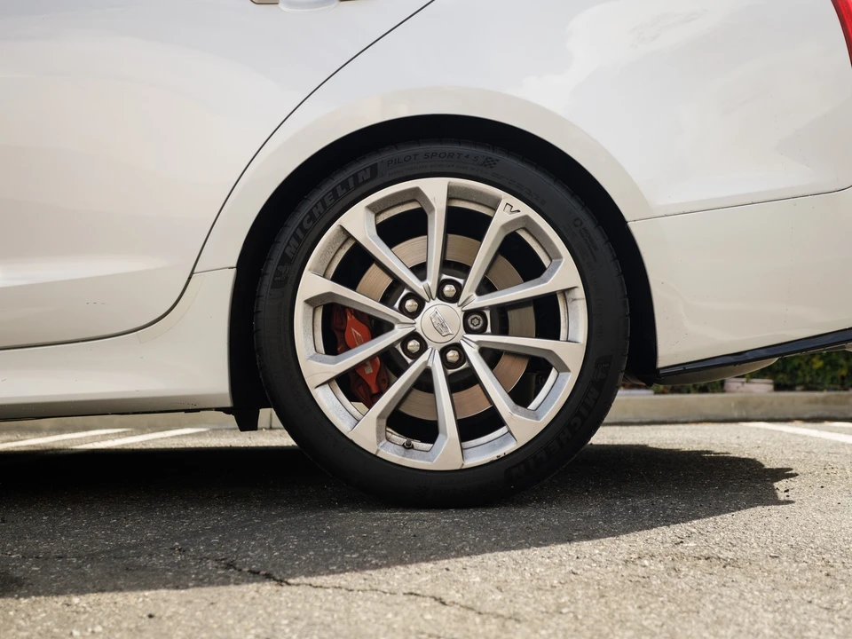 2018 Cadillac ATS-V - Image 19 of 21