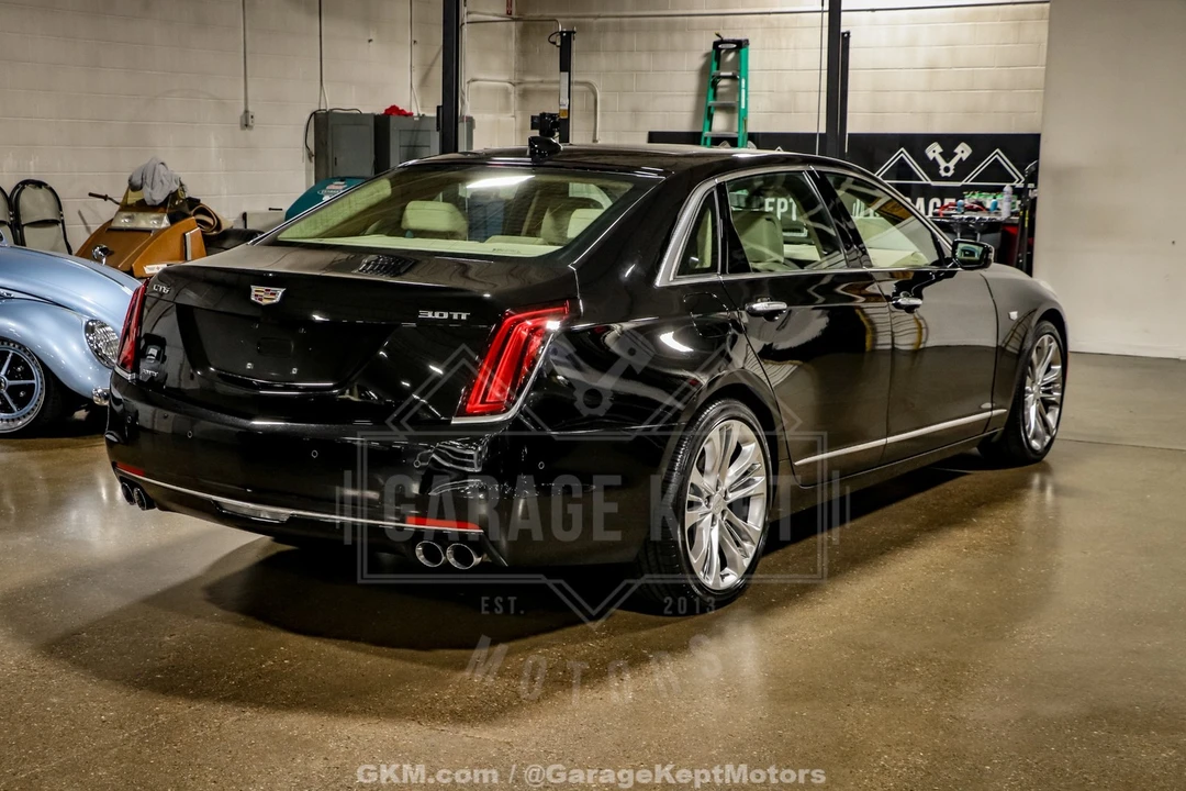 2018 Cadillac CT6 - Image 9 of 31