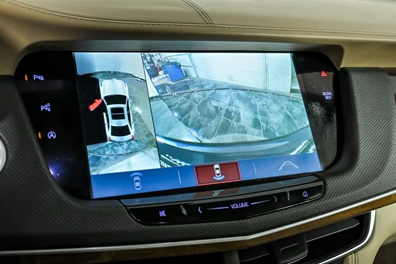 2018 Cadillac CT6 - Image 25 of 29