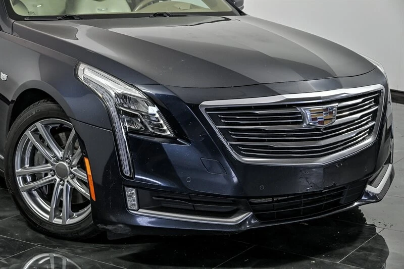 2018 Cadillac CT6 - Image 2 of 29