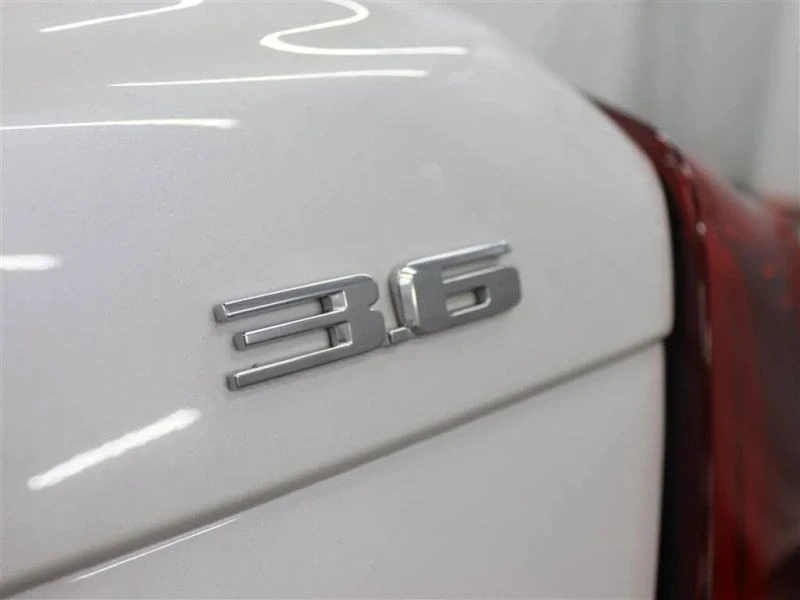 2018 Cadillac CT6 - Image 9 of 12