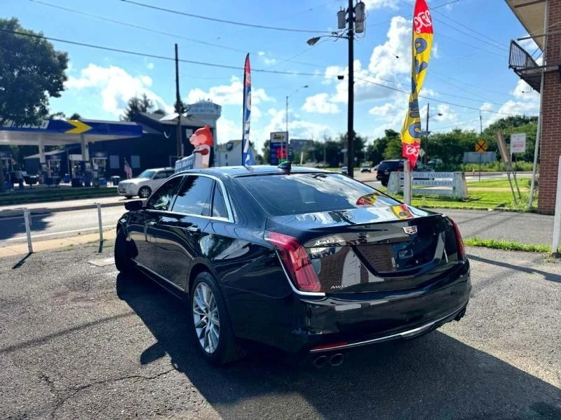 2018 Cadillac CT6 - Image 11 of 12