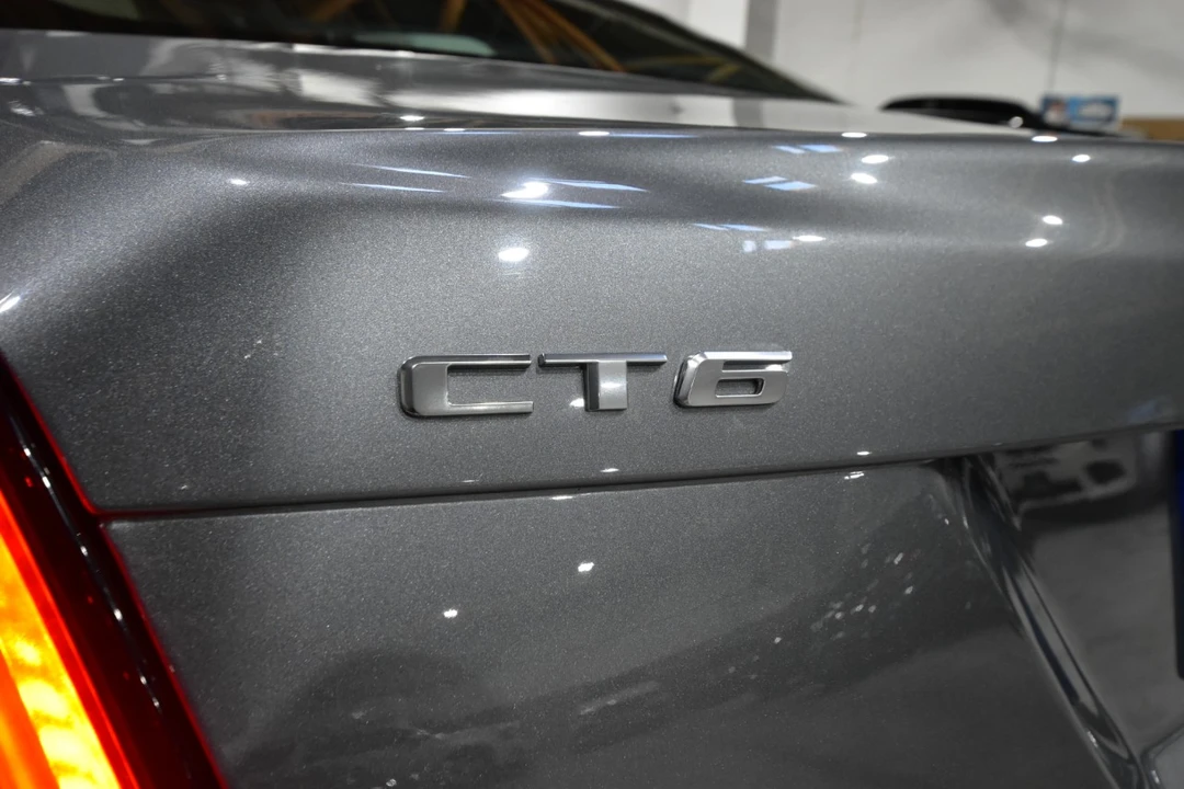 2018 Cadillac CT6 - Image 10 of 21