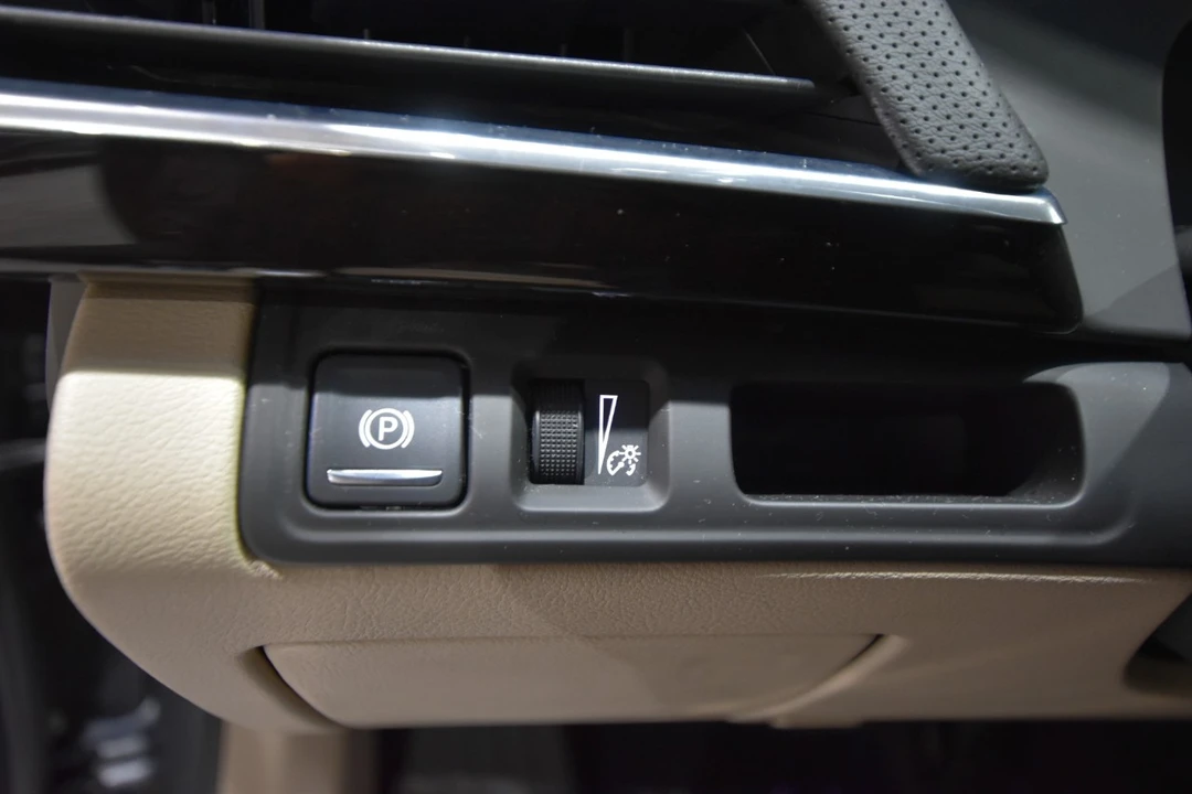 2018 Cadillac CT6 - Image 18 of 21