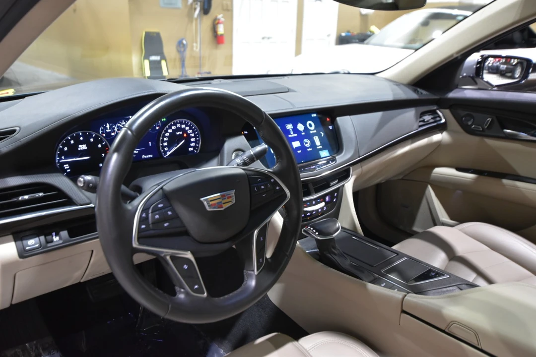 2018 Cadillac CT6 - Image 19 of 21