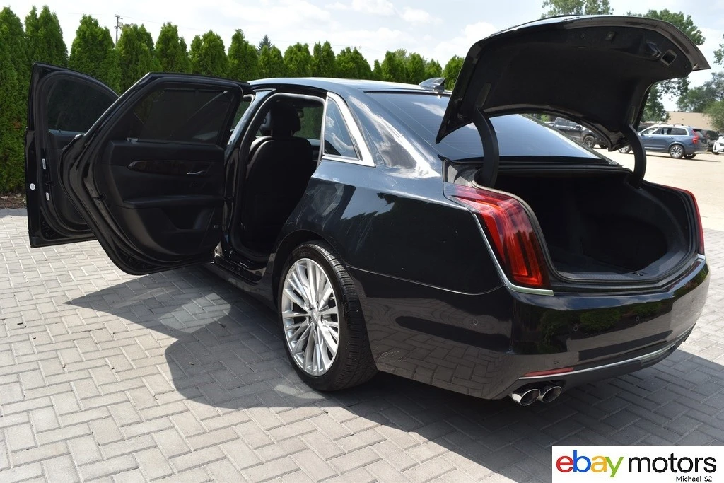 2018 Cadillac CT6 - Image 18 of 23