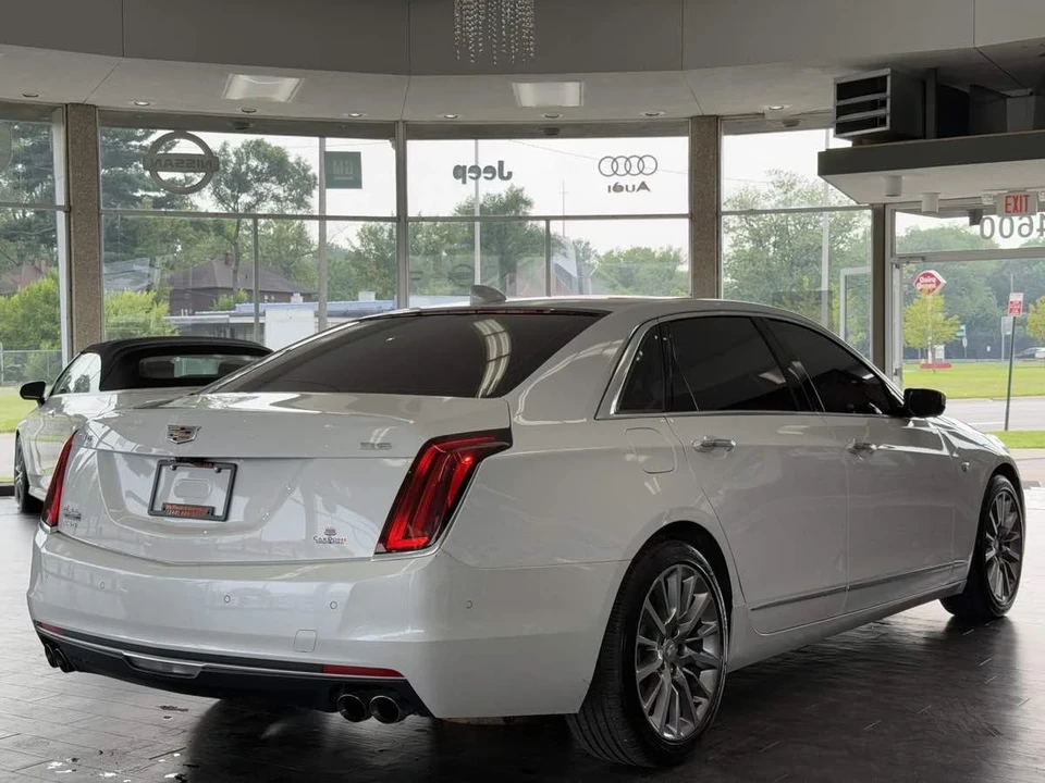 2018 Cadillac CT6 - Image 13 of 21