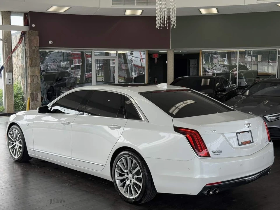 2018 Cadillac CT6 - Image 14 of 21