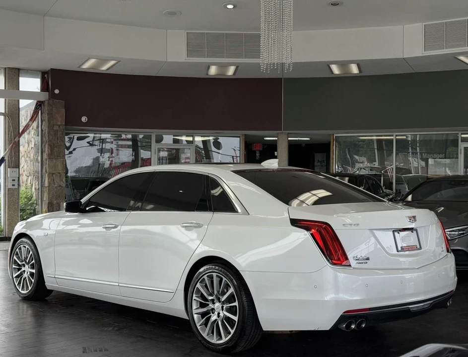 2018 Cadillac CT6 - Image 15 of 21